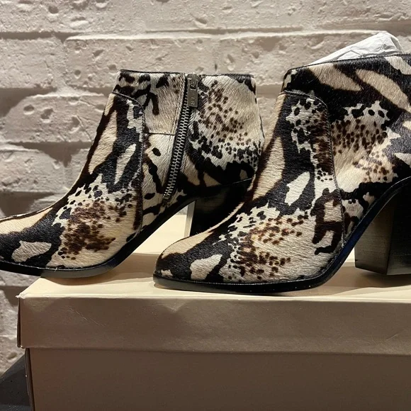 NEW Loeffler Randall Calf Hair Ankle Boots 8 - Picture 2 of 16